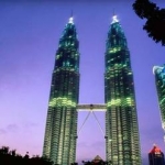 Башни Petronas - символ Малайзии